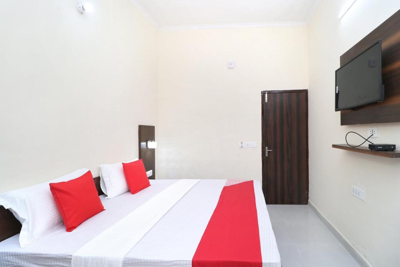 Oyo 24122 Hotel Sharnam Kharar Exterior photo