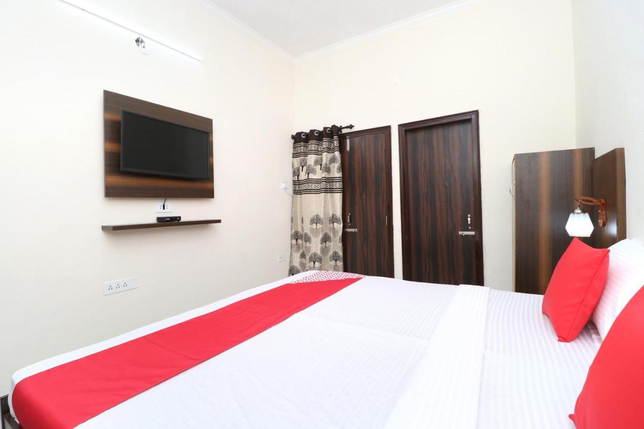 Oyo 24122 Hotel Sharnam Kharar Exterior photo