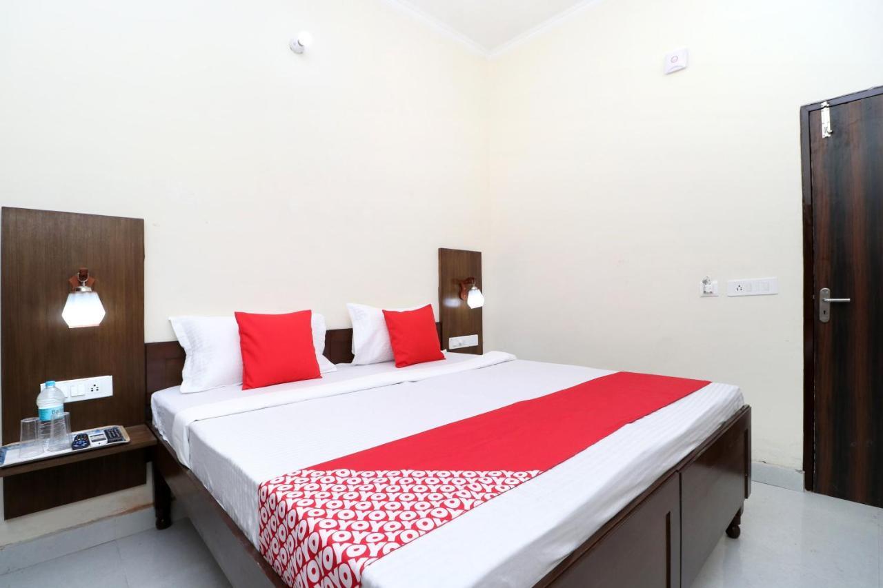 Oyo 24122 Hotel Sharnam Kharar Exterior photo
